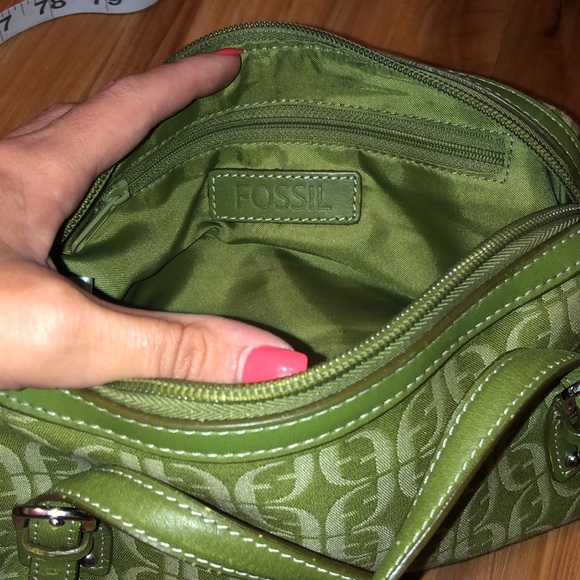 Green Fossil purse - Picture 2 of 3